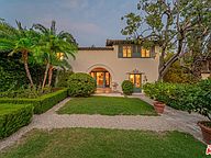 2002 La Brea Ter Los Angeles Ca 90046 Mls 19434776 Zillow