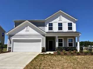 118 Cremello Dr, King, NC 27021