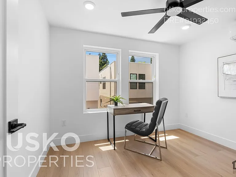 2824 D St — Photo 19