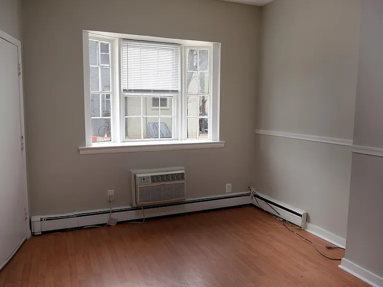 521 S 21st St #1 — Photo 5