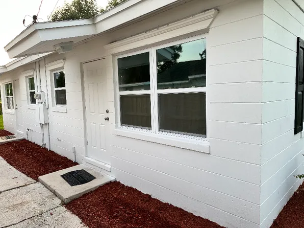 310 Walnut St APT A, Auburndale, FL 33823
