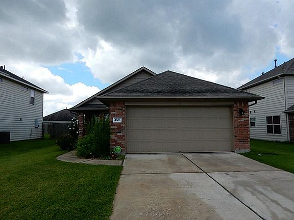 2nd image of 4306 Amaryllis Ave