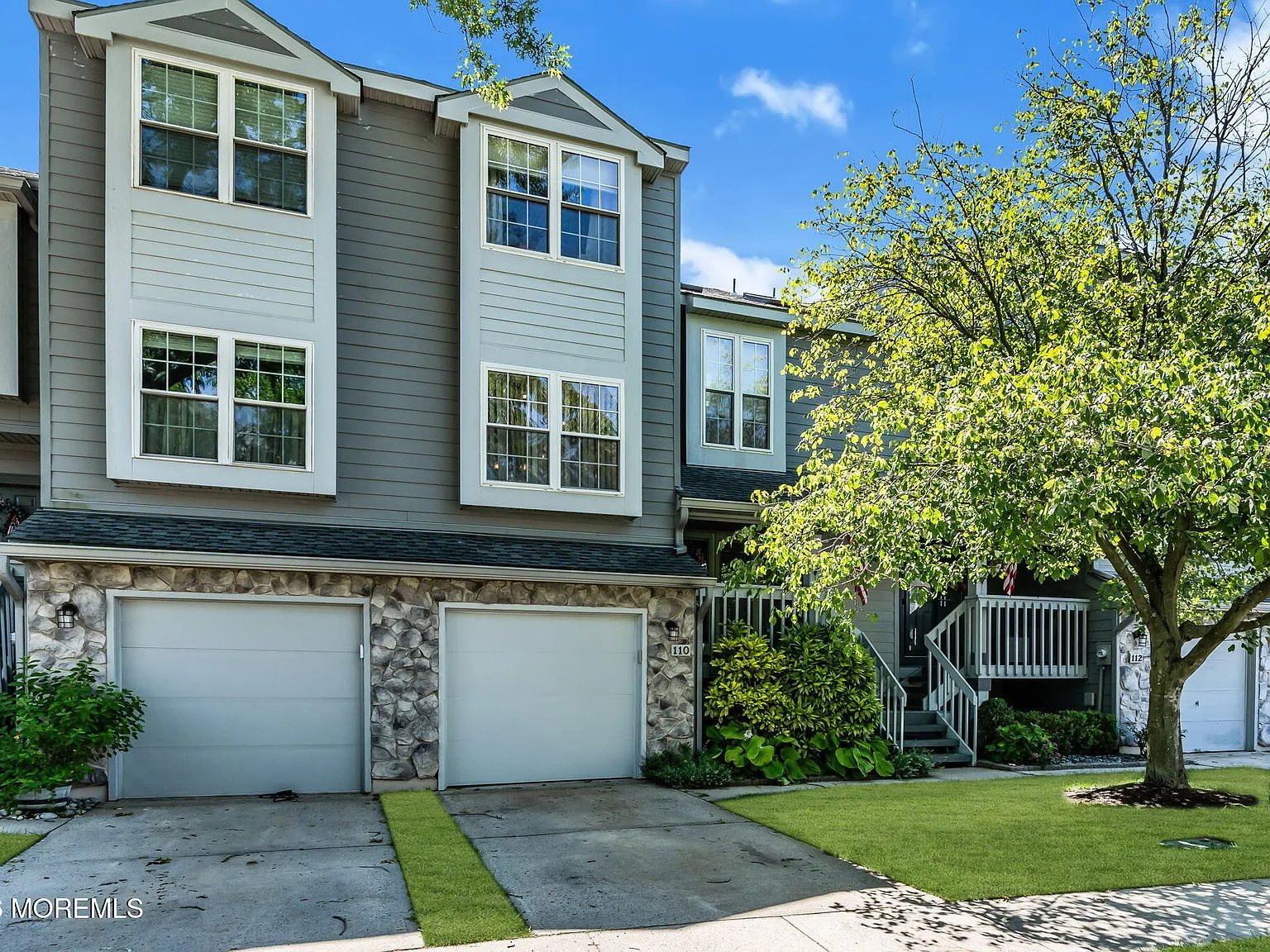 3 bed, 2034 sqft, $4,200 — Photo 1