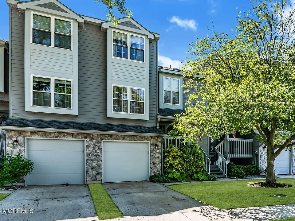 110 Sea Spray Ln