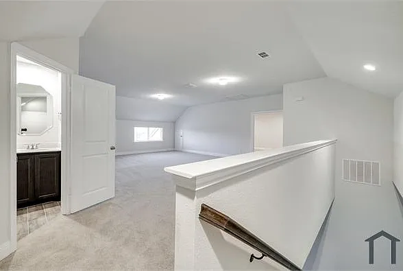 1216 Blanco Trl — Photo 8