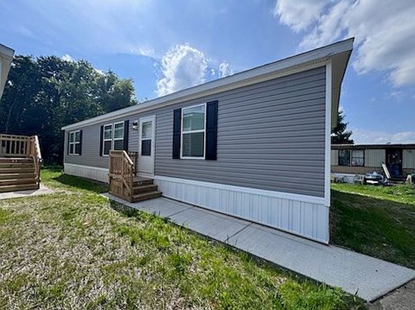 484 Elmwood Dr