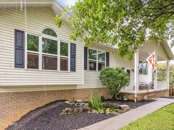 1621 Northfield Dr, Maryville, TN 37804