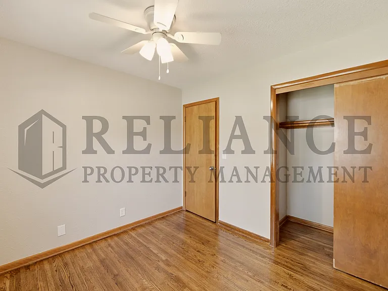 841 N Country Acres Ave — Photo 30