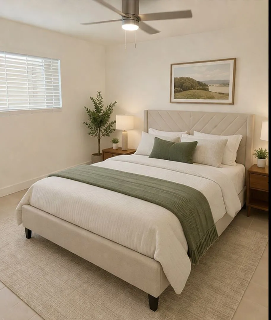 Move In Specials! Completely Remodeled 2 Bed | 2 Bath Apartment In The Heart Of Old Town Scottsdale — Photo 3