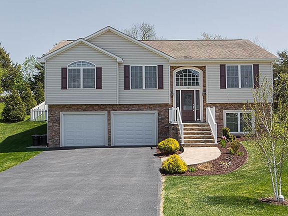 2nd image of 69 Falcon Ln