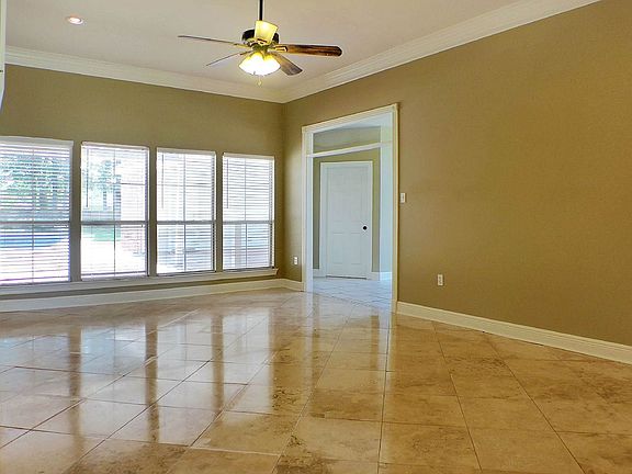 Summerfield Living Rm 1