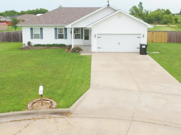 4824 S 129th Road, Bolivar, MO 65613