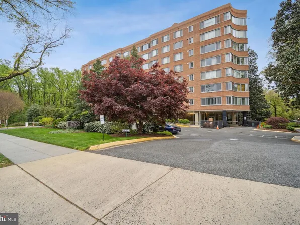 4200 Cathedral Ave NW APT 606, Washington, DC 20016
