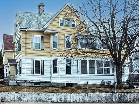 2nd image of 1022-1024 Hampden St
