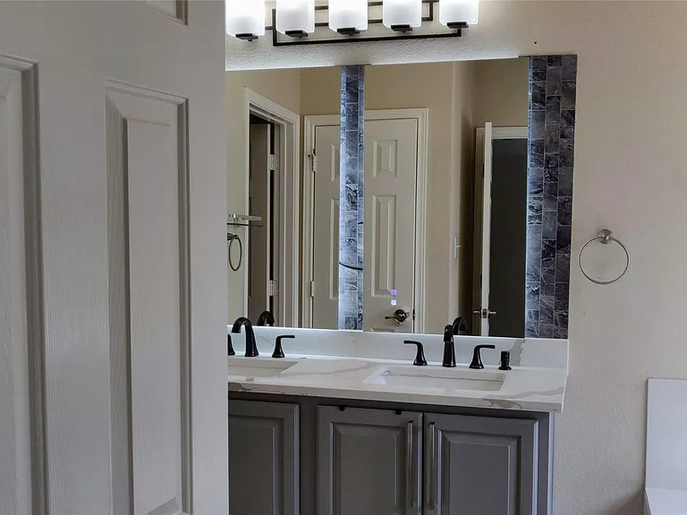 309 Riverine Way — Photo 22