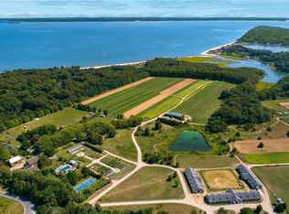 4170/3375 Indian Neck Ln, Peconic, NY 11958