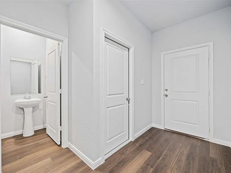 18831 Luminescent Ln — Photo 7