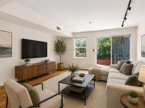 111 Vanderbilt Ave #B, Brooklyn, NY 11205