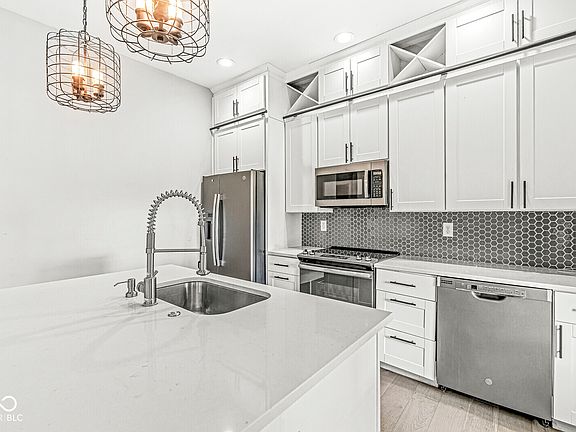 5th image of 1806 Woodlawn Ave