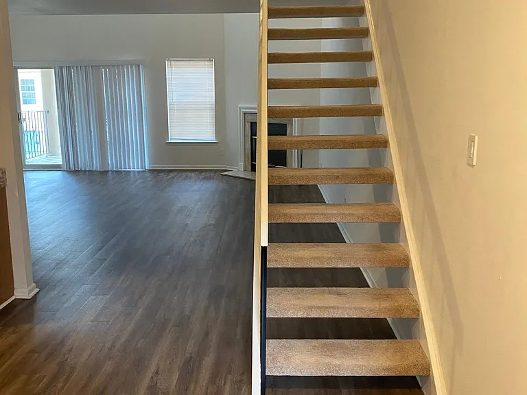 2037 Main St #2037 — Photo 2