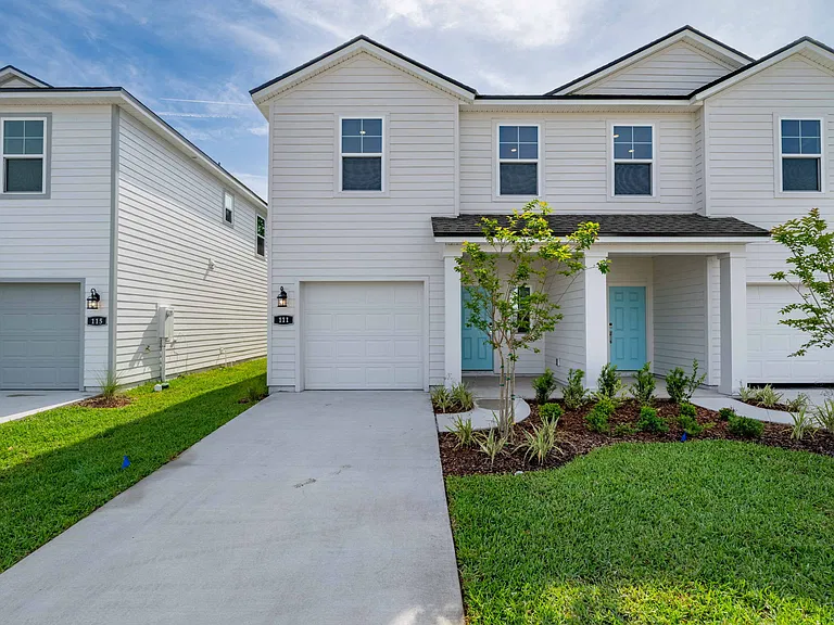 111 Brazil Nut Cir — Photo 2