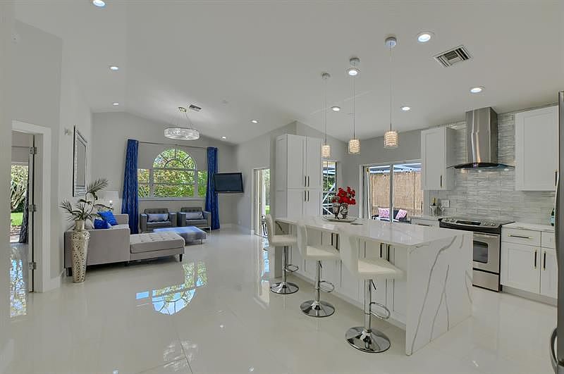 1st image of 16457 Del Palacio Ct