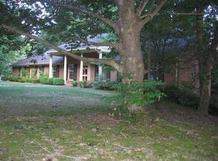 1501 Lee Dr, Farmville, VA 23901