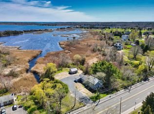 12-14 Fairhaven Rd, Mattapoisett, MA 02739