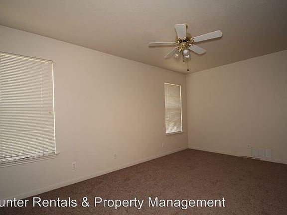 5th image of 3211 Raven Dr
