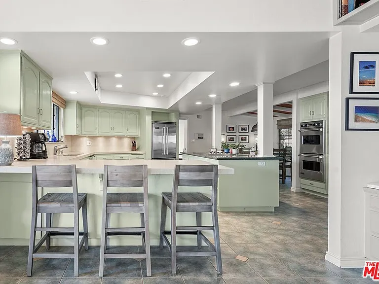 4244 Avenida De La Encinal — Photo 19