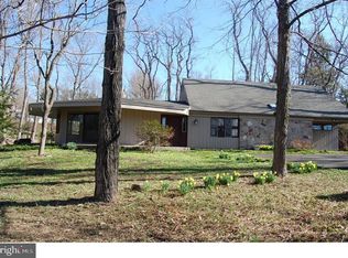 1015 Mount Eyre Rd, Washington Crossing, PA 18977