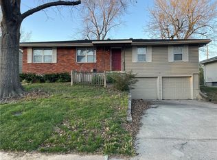 7952 NE 56th St, Kansas City, MO 64119