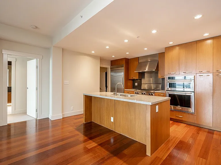 3335 Cypress Pl #502 — Photo 3