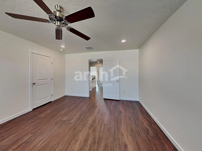 9507 W Shumard St — Photo 10