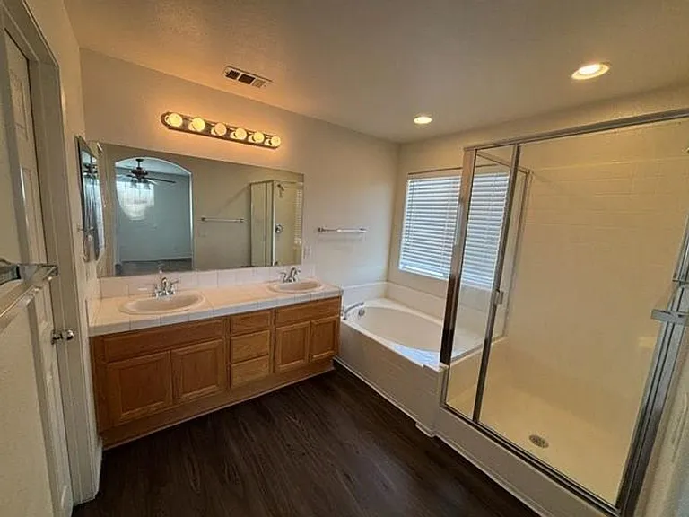 224 Fonzie Ave — Photo 11