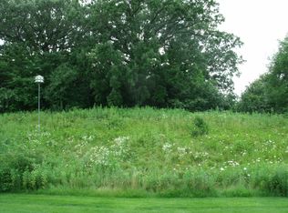 2635 Oak Ridge Trl, Woodbury, MN 55125