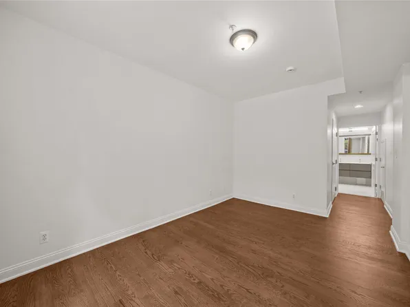 104 York Street image 15 of 23