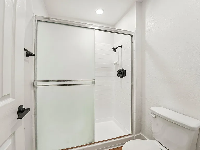 Summerwood Apartments — Photo 112