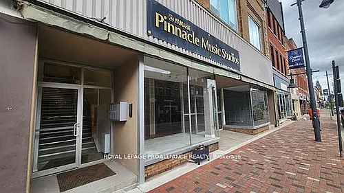 261 Front St #4 Photo 1