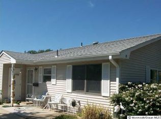 12 Riveredge Dr, Brick, NJ 08724