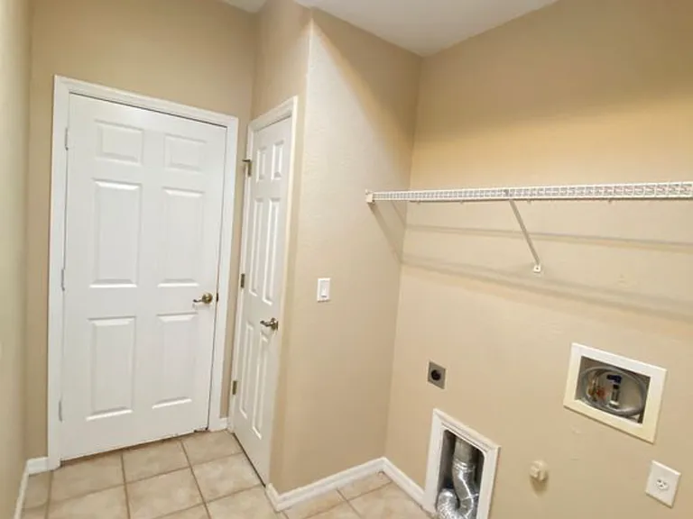 4110 Polynesia Rd — Photo 16