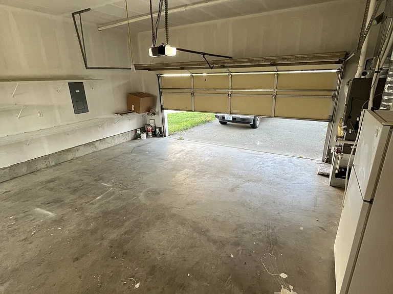 1341 Colony Ct — Photo 20
