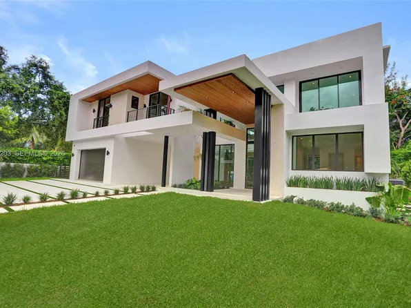 4640 Sunset Dr, Miami, FL 33143
