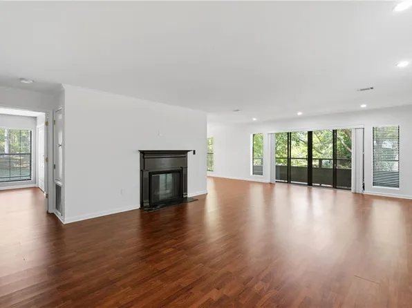1304 Highland Bluff Dr SE, Atlanta, GA 30339
