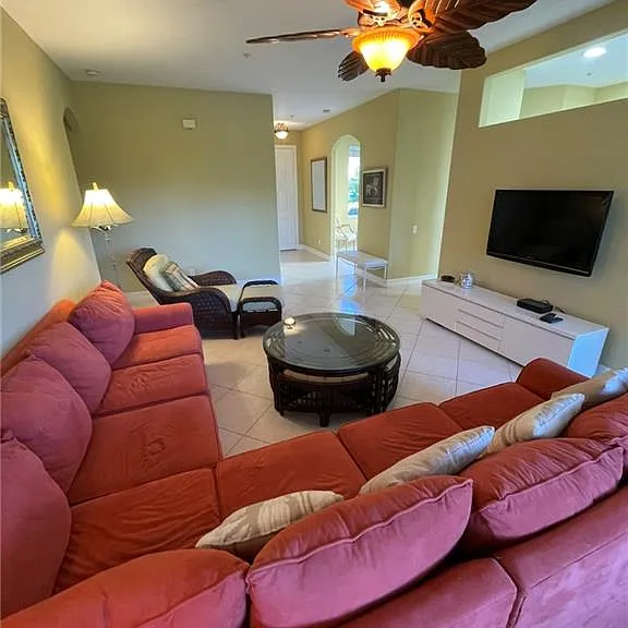 784 Carrick Bend Cir #101 — Photo 7