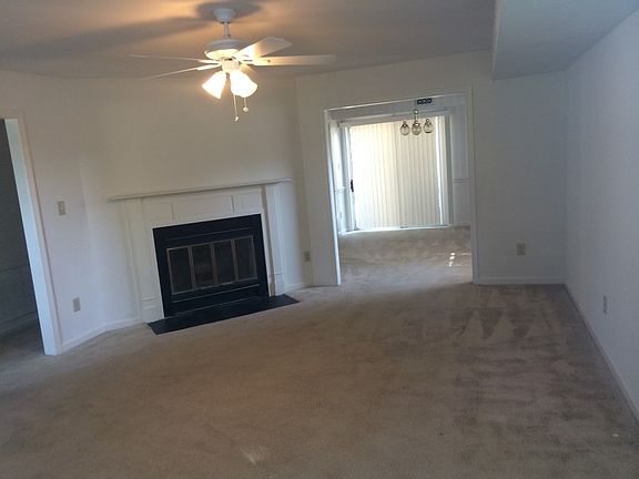 3rd image of 1114 Palmerton Dr