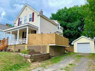37 Oak St, Waterville, ME 04901