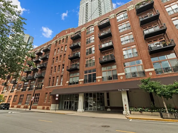 360 W Illinois St APT 424, Chicago, IL 60654