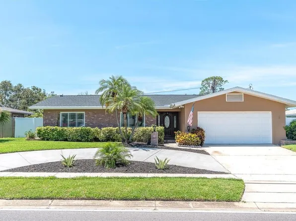 14060 102nd Ave, Largo, FL 33774