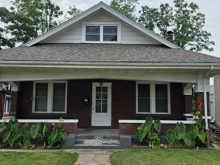 727 Saint Marys Blvd — Photo 1